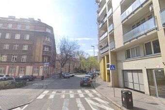 PRENÁJOM – priestranný a svetlý 2 iz byt v centre