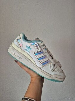 Dievčenské tenisky Adidas Originals Forum Low lridescent