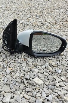 VW Golf 6 HB - Pravé spätné zrkadlo