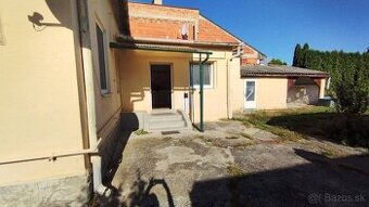 Predaj rodinný dom v centre mesta Levice - 1
