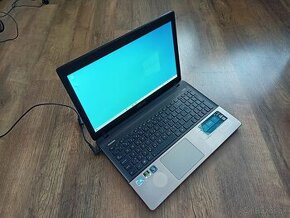 Predám starší notebook ASUS A55VD (SX352V)