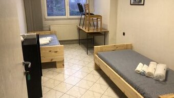 UBYTOVNA PODNAJOM RAJEC PRI STANICI