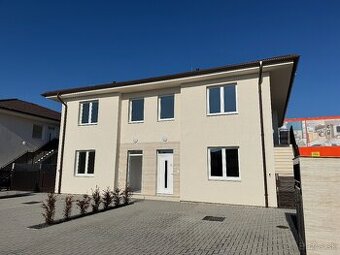 Nový projekt s 3-﻿izbovými bytmi,záhradou v Dunajskej Strede
