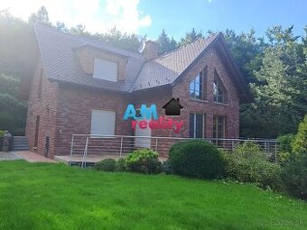 TOP Honosný rodinný dom Trenčianske Teplice 2982 m2 - 1