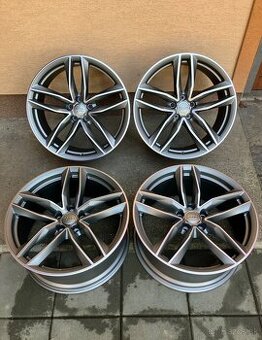 Audi R20 8T0601025DG