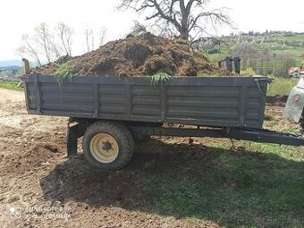 Predám vyklápaciu vlečku za traktor