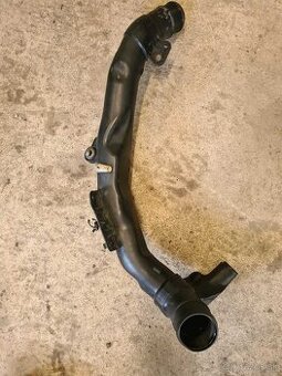 Hadica plniaceho vzduchu VW Tiguan 5N