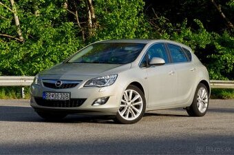 Opel Astra 1.7 CDTI ECOTEC 125k cosmo + zimné pneu