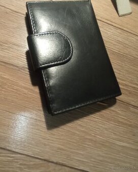 Nová peňaženka Lara Bags - 6 eur