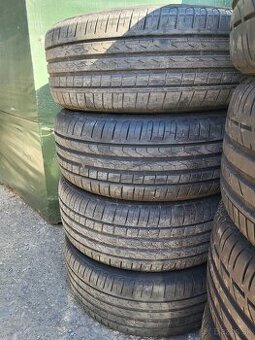215/55r17 94V Pirell Cinturato P7