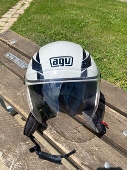 Prilba agv