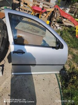 Golf 4 spolujazdcove dvere pravá strana