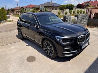 BMW X5 45e xDrive - 360 kamery - vzduch