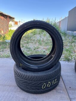 235/40 R18