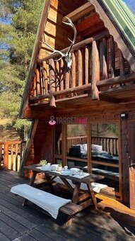 TARGETreal | NA PREDAJ REKREAČNÁ CHATA S 5 STAVEBNÝMI POZEMK