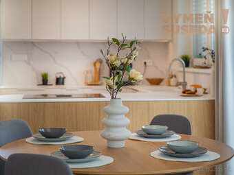 VYMEŇ SUSEDA - Výnimočný, 4 izb. byt s terasou, vysokými st