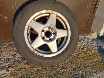 205/60 R15 zimne pneumatiky + disk