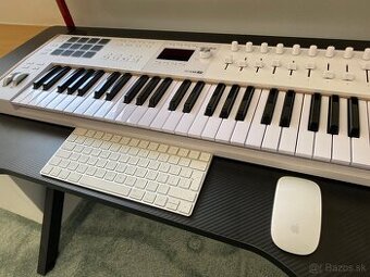 Arturia KeyLab mk3 49