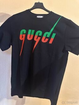 Gucci - Cierne tricko (L)