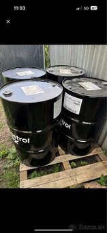 Prázdne 200l sudy