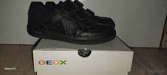 Chlapčenské topanky Geox,  veľkosť  35