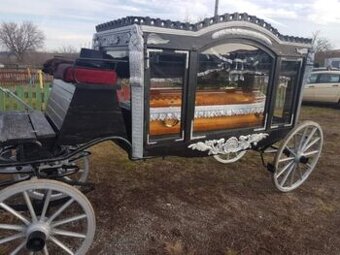 Predám pohrebný voz ťahaný koňmi