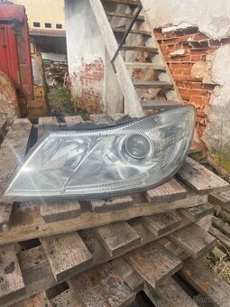 Škoda Octavia 2 Ľavé svetlo FL
