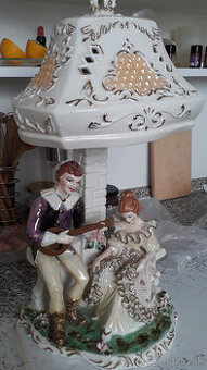 Porcelánová lampa Rumunsko