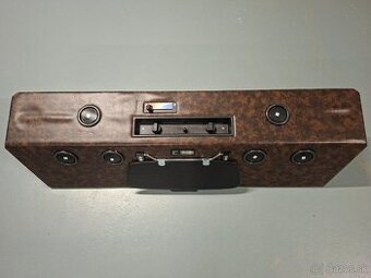 Ponukam panel kúrenie Zetor