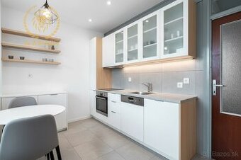 NA PREDAJ | 3-IZBOVÝ BYT | 67 m² + LOGGIA | TRENČÍN