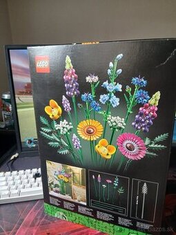 LEGO botanicals  Wildflower Bouquete