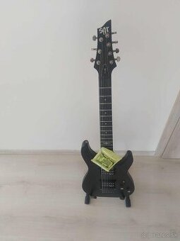 C-7 SGR Schecter čierna matná