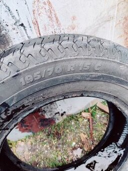 195/ 70 R15 C
