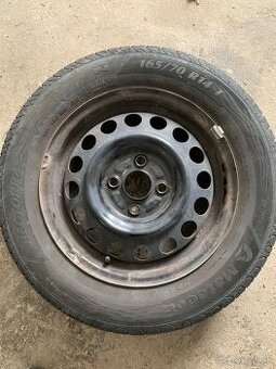 Pneu 165/70 r14+ plechové disky