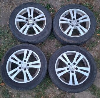 Predám elektróny 205/55 r16 zimné+snímače