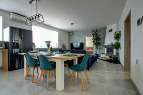 Na predaj priestranný 5-izbový rodinný dom s na 802 m² pozem