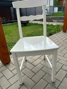 Biele kuchynské stoličky - 1