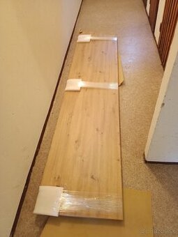 Predám pracovnú dosku Dub Hamilton Dĺžka 2425mm , hrúbka 38.