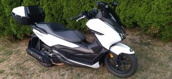 Honda Forza 125
