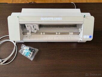 Rezací ploter Silhouette Cameo 4 – ploter na výrobu potlače