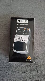 Gitarový efekt Behringer NR 300