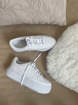 Nike air