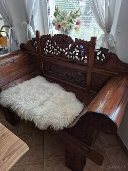 Drevená lavica z Bali