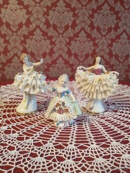 Malé čipkované sošky