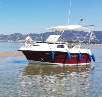 Motor loď s kajutou, tech. prohl s trval. platností.