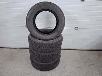 Zimné pneumatiky 215/65 R16