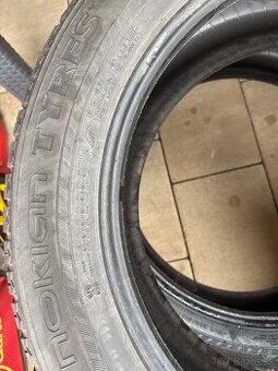 Zimne pneu 235 55 R19 Nokian