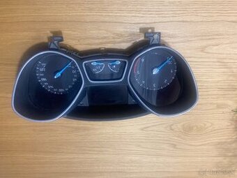 Predam budiky ford c-max/kuga