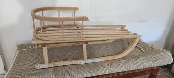 Detské drevené sánky