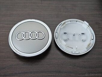Audi stredové krytky 69mm strieborné